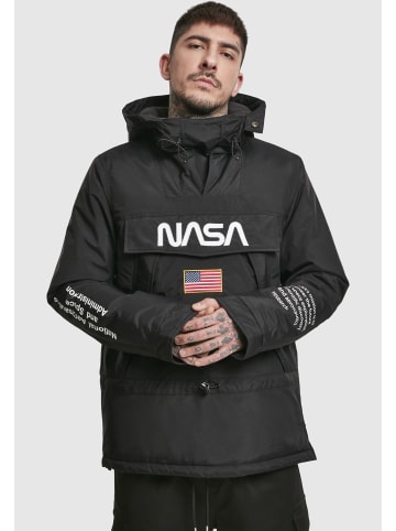 Mister Tee Windbreaker in black