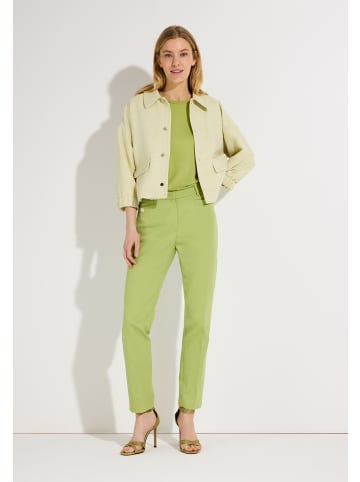 More & More süßes Kurzarmshirt, Rüschen-Detail in pistachio