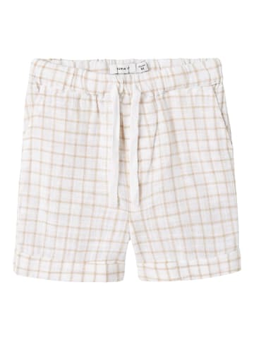 name it Shorts in Bright White