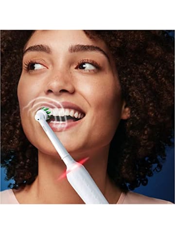 Oral-B Pro 3 3000 Cross Action in Weiß