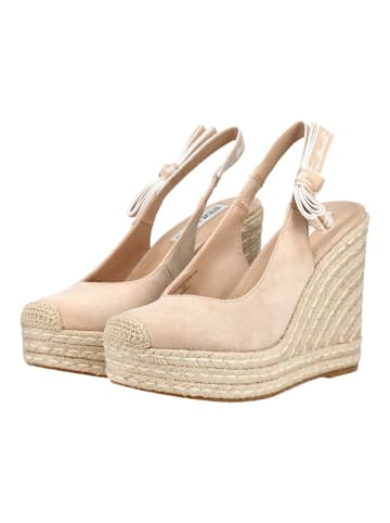 Steve Madden Pumps in Sand