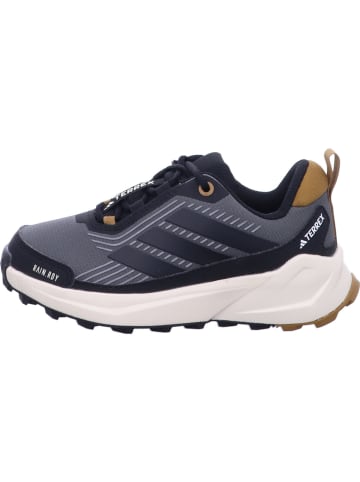 adidas Wanderschuh in grau