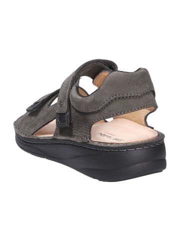 Finn Comfort Sandale in grau