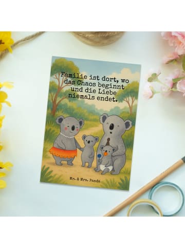 Mr. & Mrs. Panda Ansichtskarte Koala Familie Design mit Spruch in Weiß