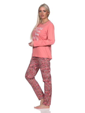 NORMANN Damen Schlafanzug lang mit lässigem Print und Allover-Muster - 86325 in apricot