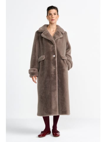 Rich & Royal Mantel in taupe - 0001