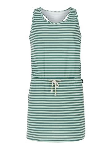 Protest " PRTIrena JR in Gentle Green