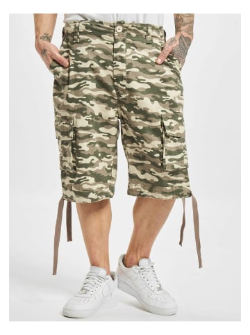 DEF Cargo Shorts in grey camo