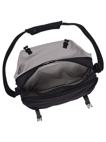 Vaude Rom III - Umhängetasche M 13.3" 35 cm (dark forest) in schwarz
