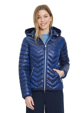 Betty Barclay Steppjacke mit abnehmbarer Kapuze in Patriot Blue