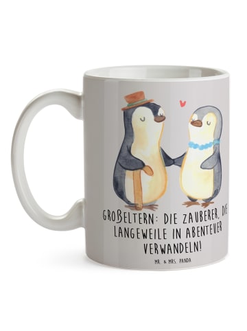 Mr. & Mrs. Panda Kaffeetasse Großeltern Zauberer mit Spruch in Grau Pastell