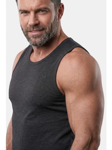 Men Plus Tank Top in schwarz