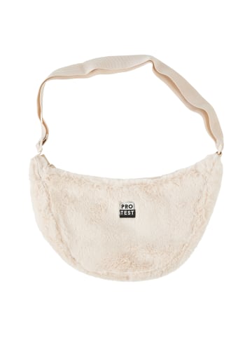 Protest " PRTJanie in Kitoffwhite