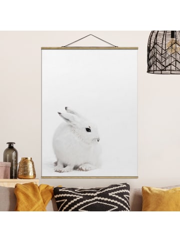 WALLART Stoffbild mit Posterleisten - Arktischer Hase in Weiß