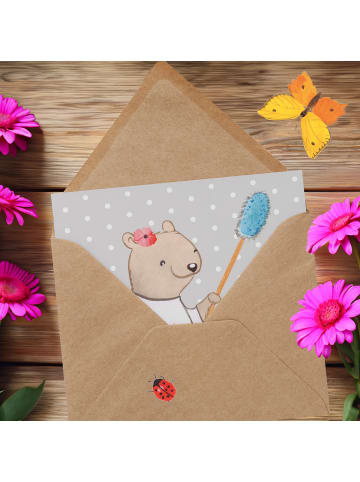 Mr. & Mrs. Panda Grußkarte Malerin Herz ohne Spruch in Grau Pastell