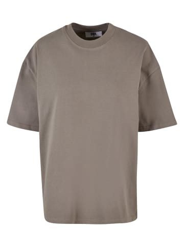 DEF DEF T-Shirts in dust