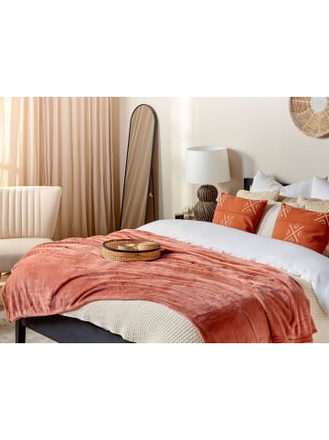 Beliani Kuscheldecke BAYBURT in Rot - (W) 200 x (H) 1 x (L) 220 cm
