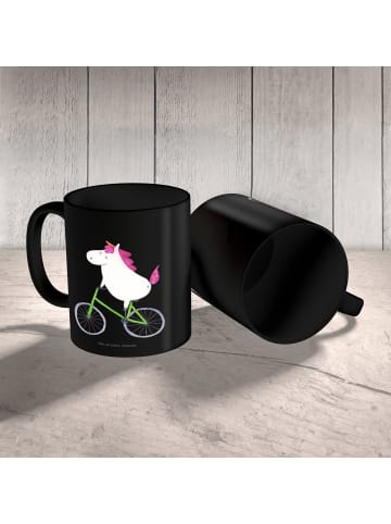 Mr. & Mrs. Panda Becher Einhorn Radfahrer ohne Spruch in Schwarz