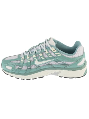 Nike Nike P-6000 in Schwarz