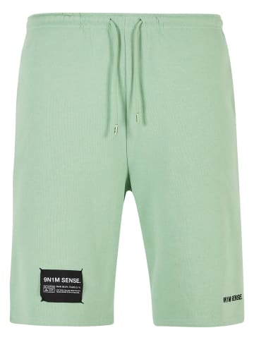 SENSE Sweat Shorts in Grün