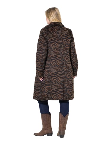 Studio Untold Mantel in tiefes rehbraun