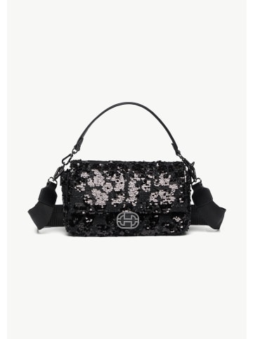 comma Crossbody in 9999_schwarz