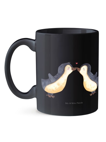 Mr. & Mrs. Panda Henkeltasse Pinguin Liebe ohne Spruch in Schwarz