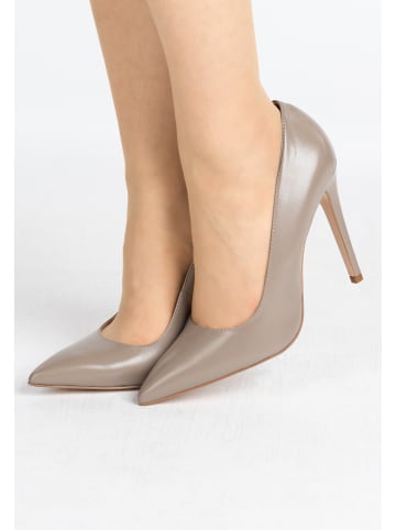 faina Pumps in Beige