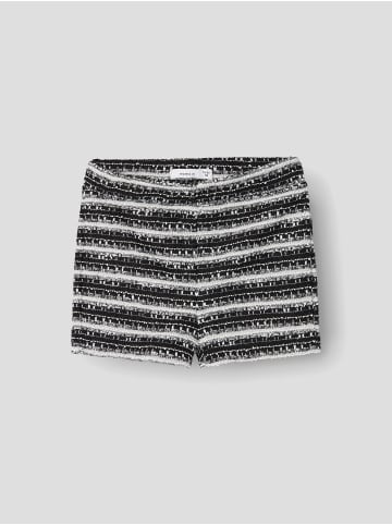 name it Shorts in Black