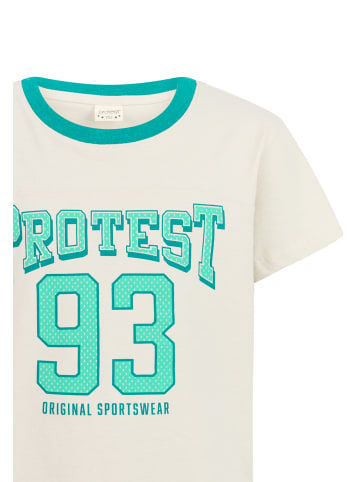 Protest " PRTClaudia JR in Kitoffwhite