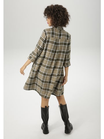 Aniston CASUAL Hemdblusenkleid in helloliv-weiß-oliv-dunkeloliv