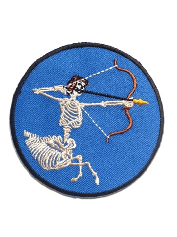 Catch the Patch Skelett Mit BogenApplikation Bügelbild inBlau