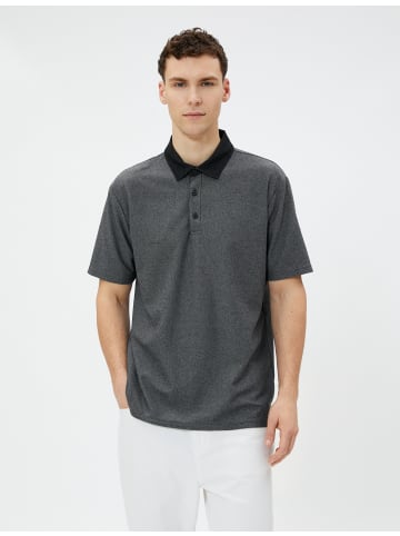 KOTON T-shirt in Schwarz