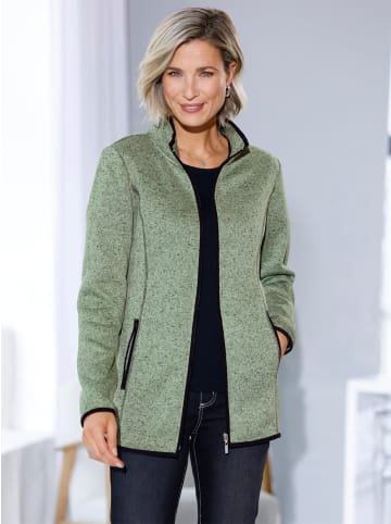 Sieh an! Strickfleece-Jacke in eucalyptus-schwarz-gemustert