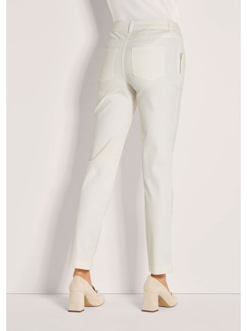 MADELEINE Schlanke Five-Pocket mit Stretch-Komfort in wollweiß