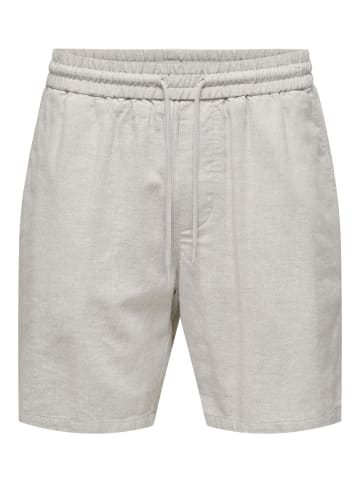 ONLY & SONS Shorts in Cloud Dancer