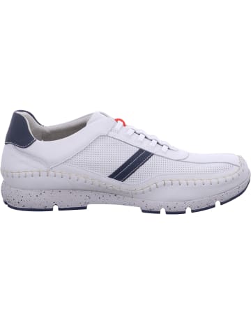 Pikolinos Slipper Fuencarral in Weiß