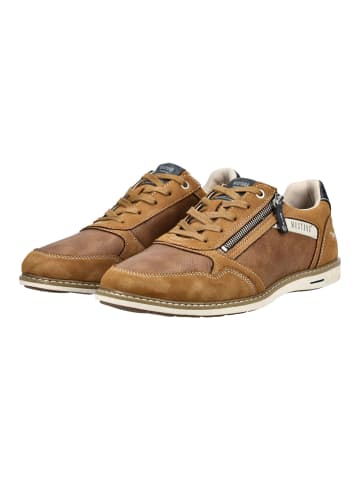 Mustang Sneaker in Hellbraun