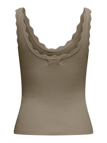 JACQUELINE de YONG Gerippter Stricktop mit Muschelsaum in Olive