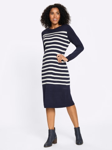 Sieh an! Strickkleid in marine-ecru-geringelt