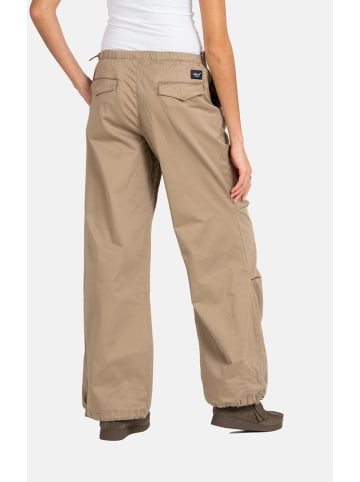 Reell Cargohose "Women Parachute Pant" in Braun