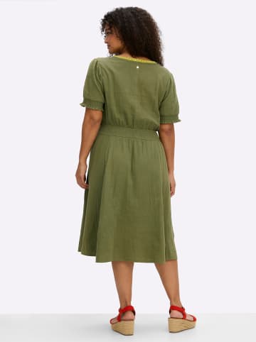 sheego Kleid in oliv-limone