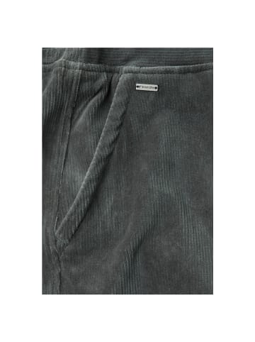 Street One Hose in Balsam Green