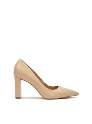 Kazar Pumps in Beige