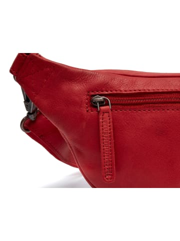 The Chesterfield Brand C23.1022 Severo Waist Bag Washed Waxed Leder in red