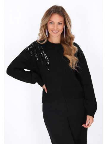 faina Women Sweater in black