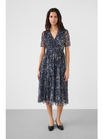 Soaked in Luxury Jerseykleid SLAldora Feminine Form in Navy Swirl Print