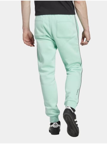 adidas adidas Jogginghose in easy green