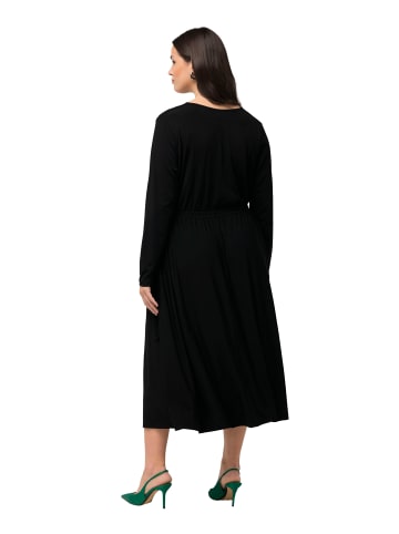 Ulla Popken Midikleid in schwarz