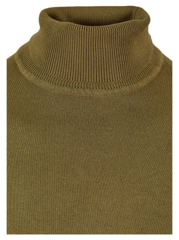 Urban Classics Crew Neck Jumpers in tiniolive